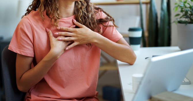 A gentle pause during the holiday season  image